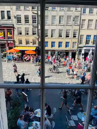 Royal Mile Apartment 6 OUTSIDED 1
