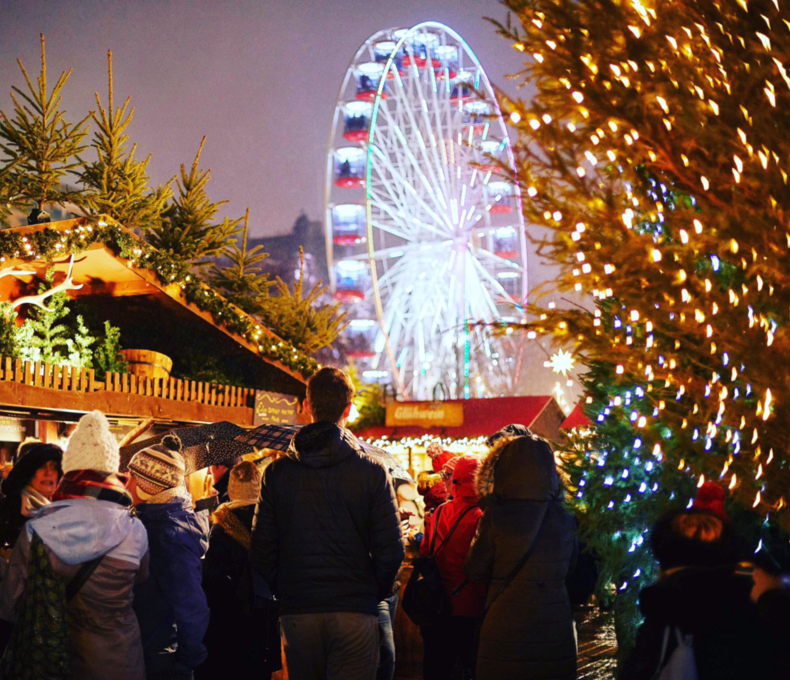 Edinburgh Guide 6 Edinburgh Christmas market and ferris wheel